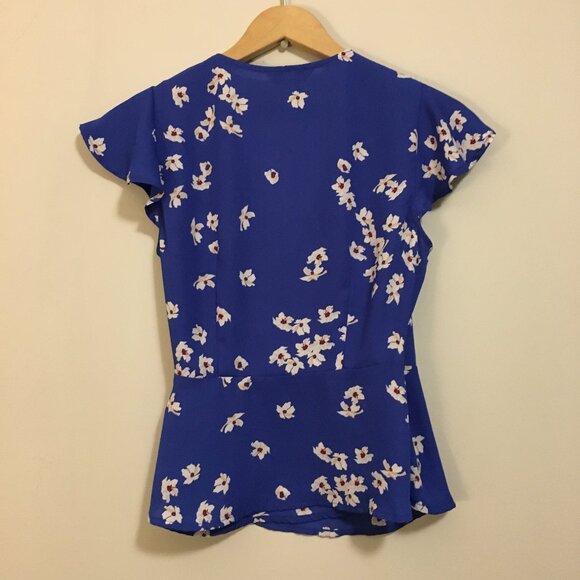 Banana Republic Blue Floral Tie Wrap Top - Picture 2 of 13